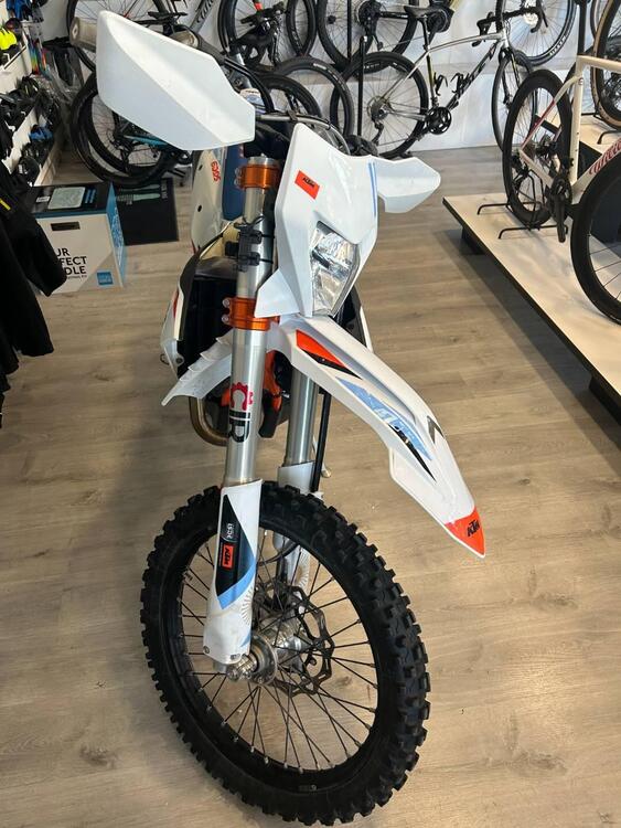 KTM 250 EXC-F Six Days (2024) (2)