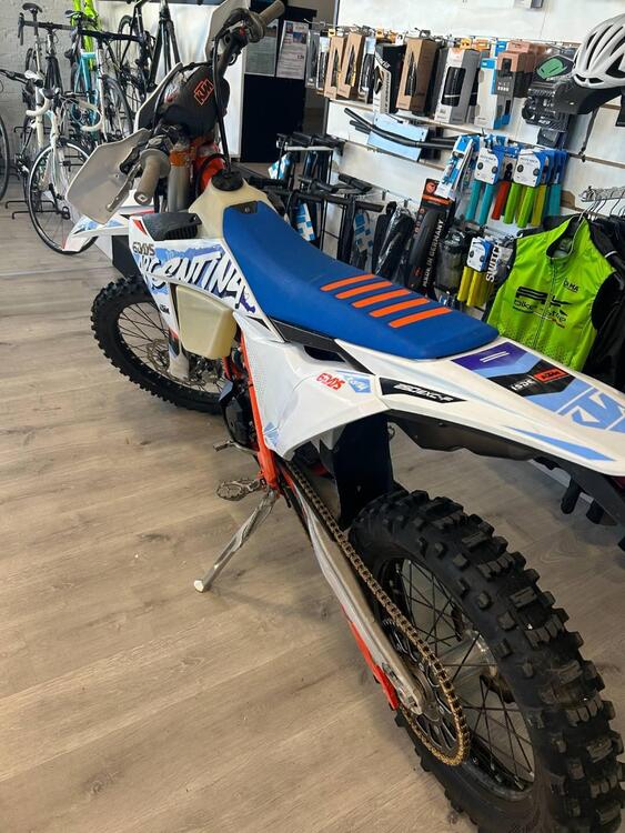 KTM 250 EXC-F Six Days (2024) (3)