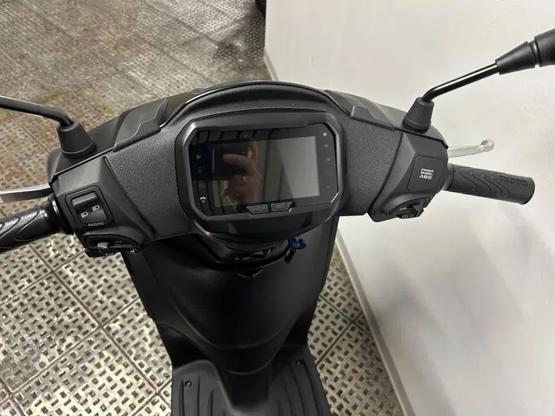 Piaggio Liberty 125 S (2025 - 26) (5)