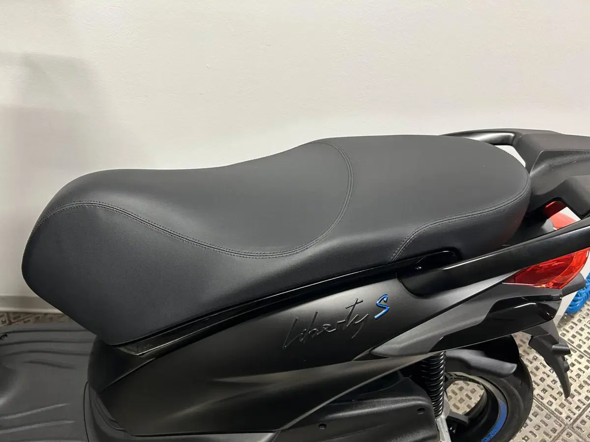 Piaggio Liberty 125 S (2025 - 26) (6)