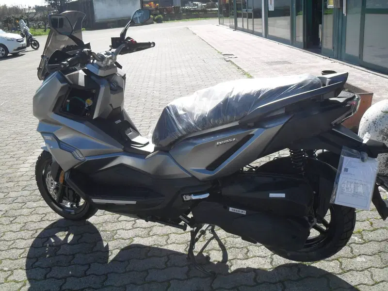 Sym ADX 300 (2024 - 26) (3)