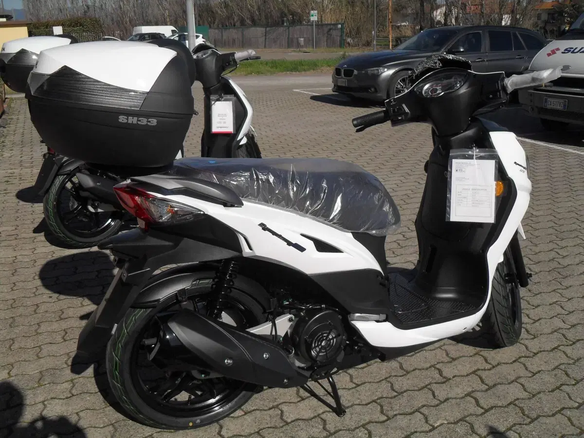 Sym Symphony 125 SR (2025) (4)
