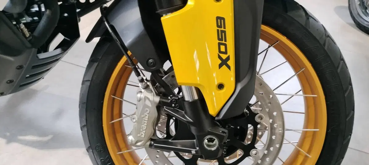 QJ Motor SVT 650 X (2024) (6)