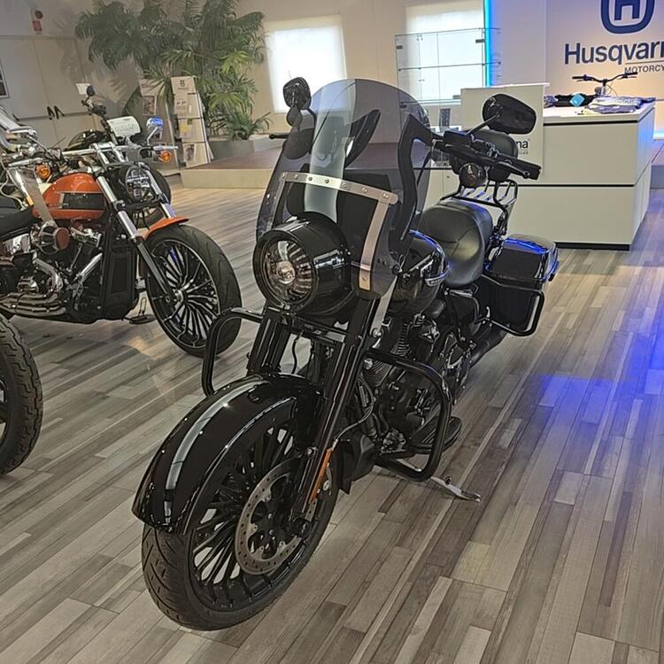 Harley-Davidson 114 Road Glide Special (2019 - 20) - FLTRXS (2)