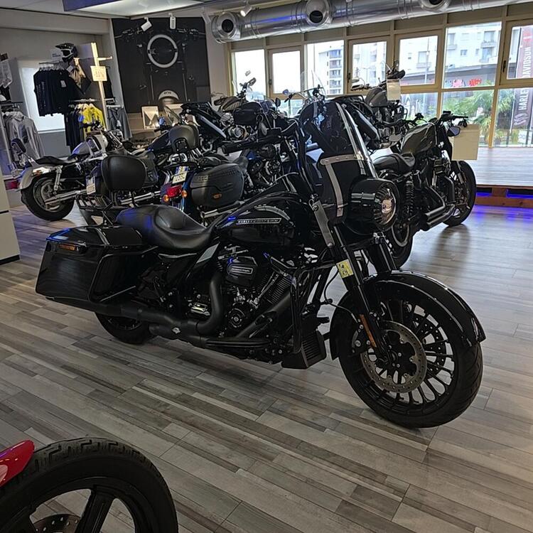 Harley-Davidson 114 Road Glide Special (2019 - 20) - FLTRXS (3)