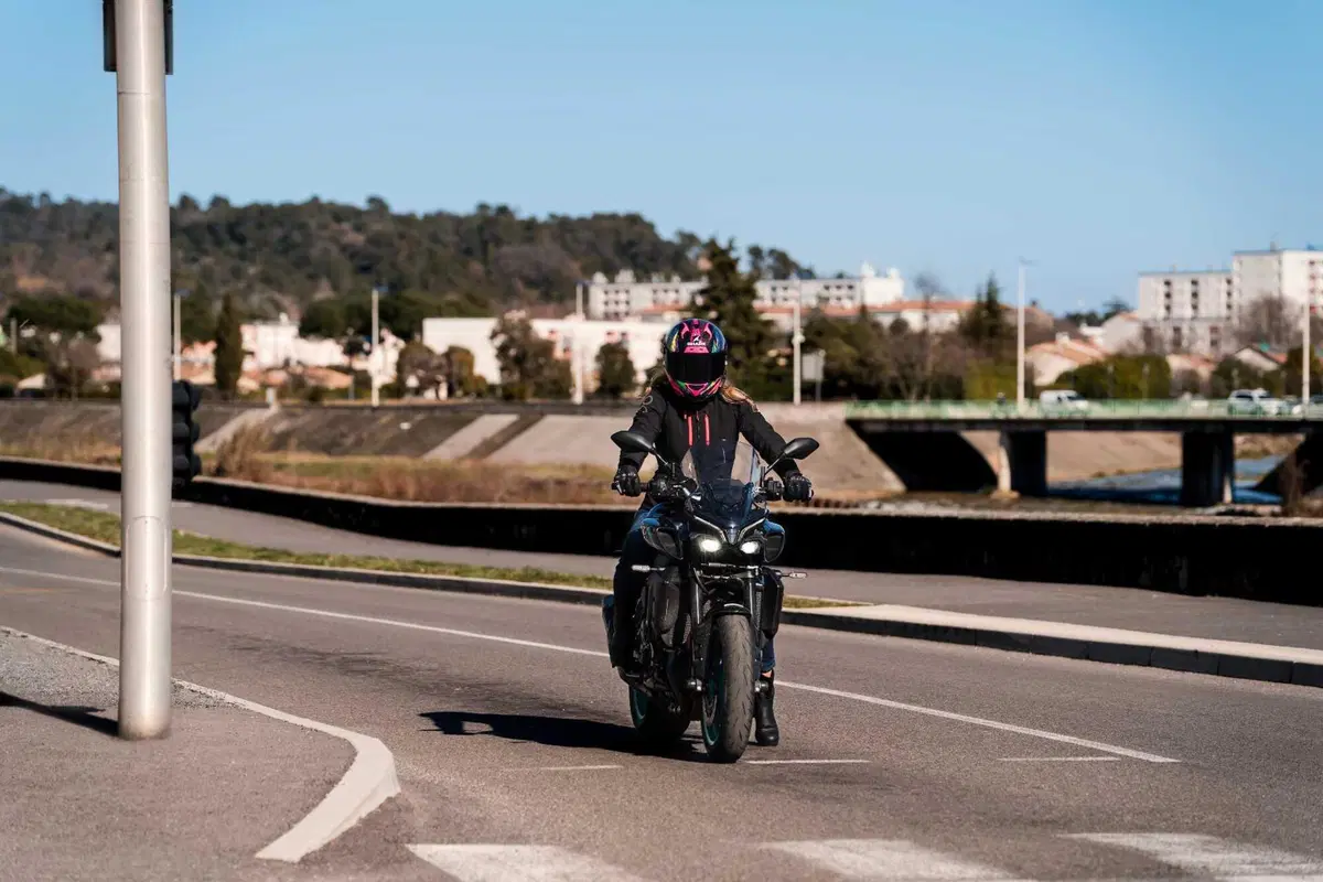 Shark Helmets presenta l'inteegrale Aeron