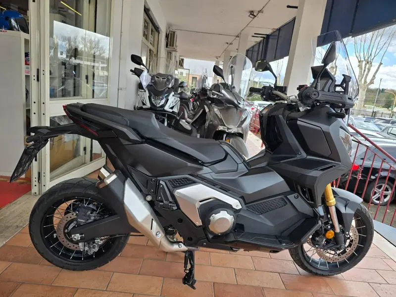 Honda X-ADV 750 DCT (2021 - 24) (4)