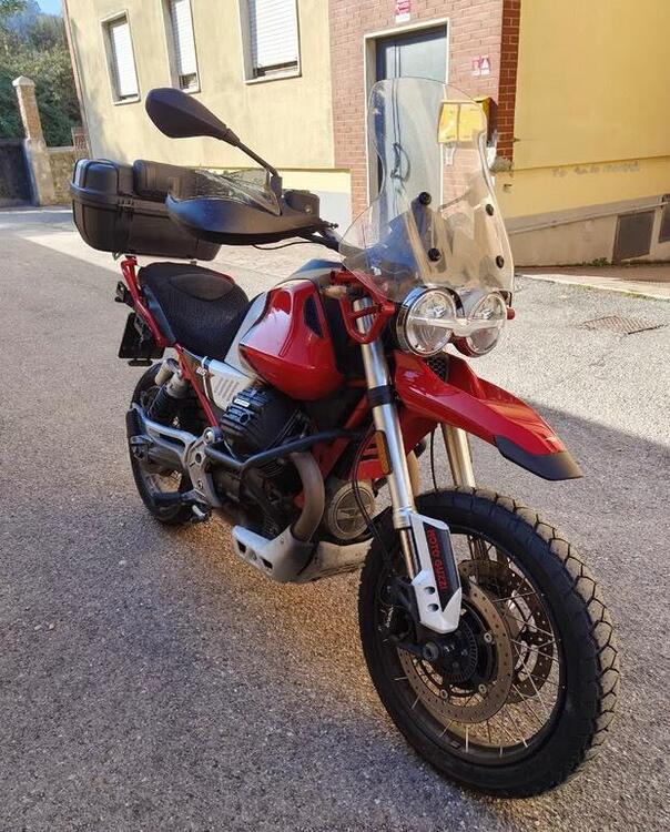 Moto Guzzi V85 TT (2021 - 23)