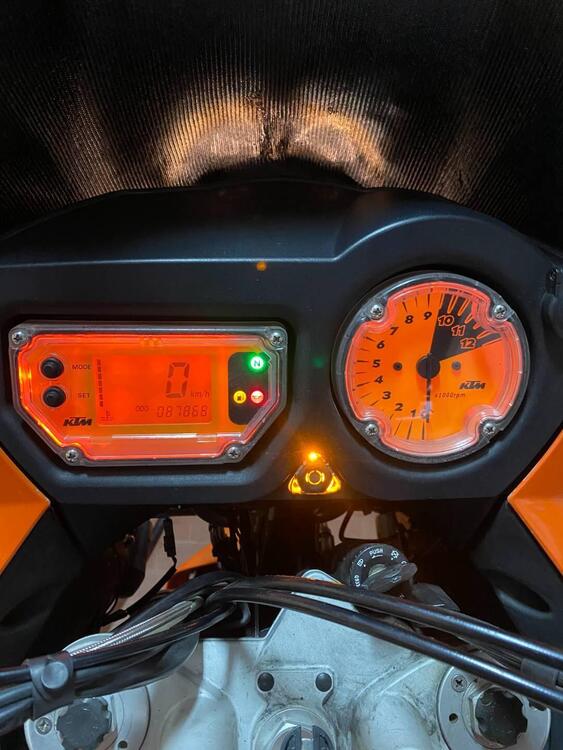 KTM 990 Adventure (2006 - 08)