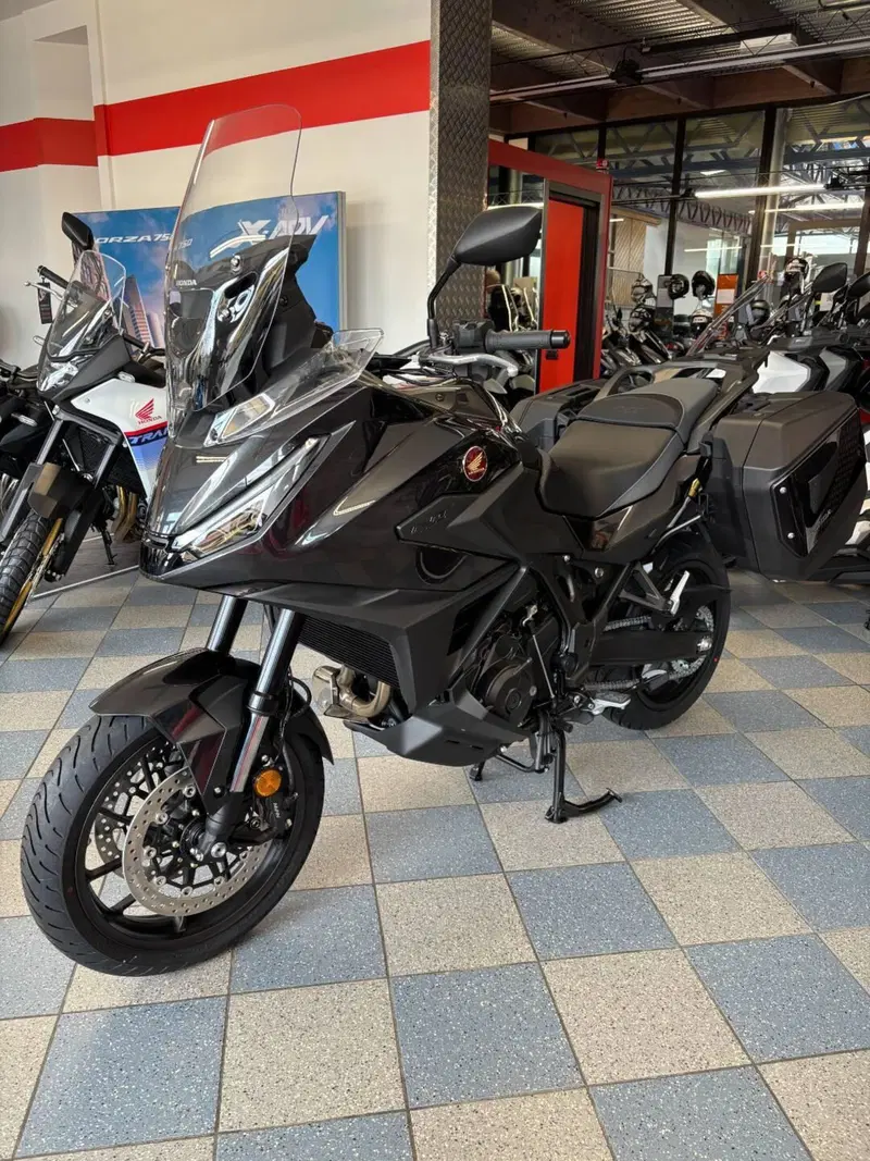 Honda NT 1100 (2025 - 26) (3)
