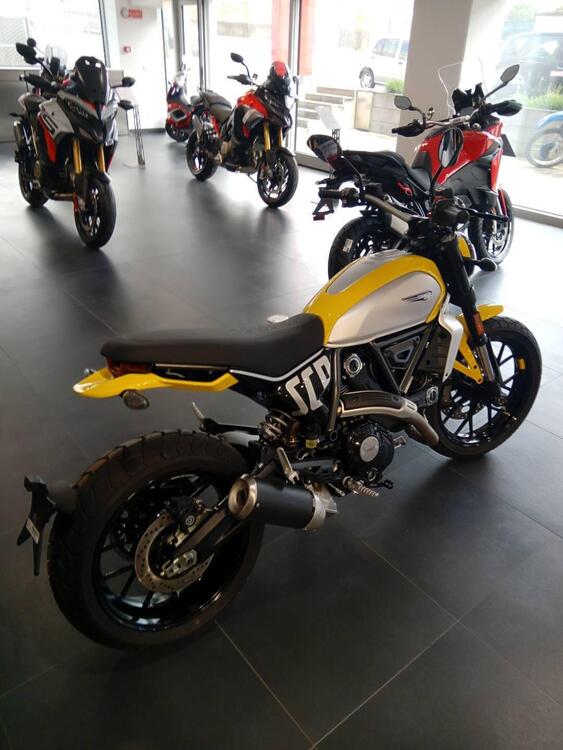 Ducati Scrambler 800 Icon (2023 - 25) (2)