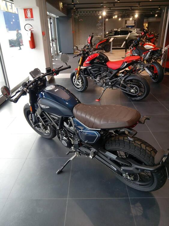 Ducati Scrambler 800 Nightshift (2023 - 25) (3)