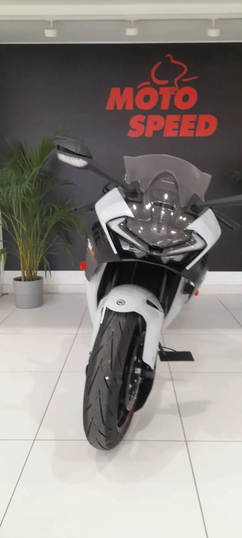 CFMOTO 675SR-R (2025 - 26) (3)