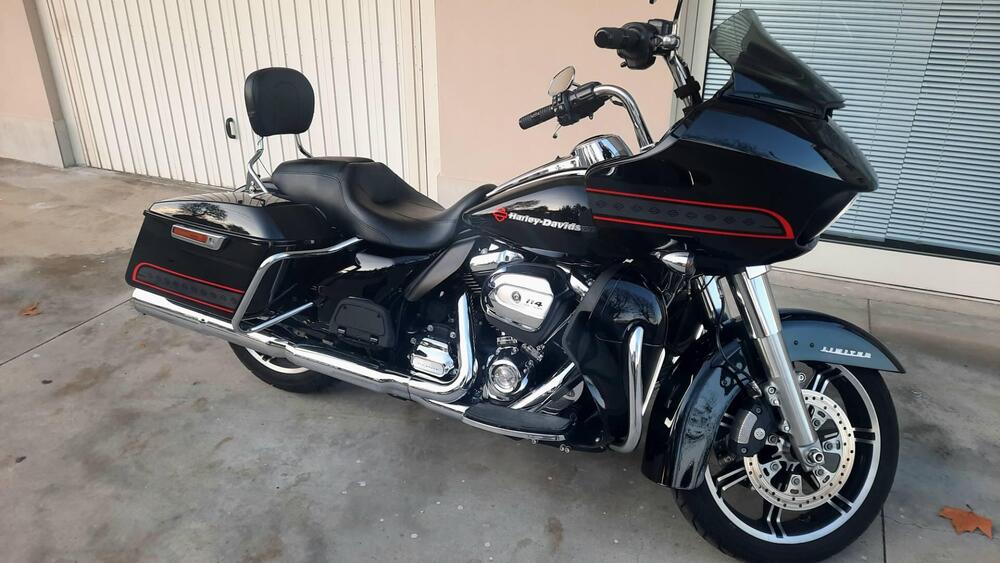 Harley-Davidson 114 Road Glide Limited (2020) - FLTRK (3)