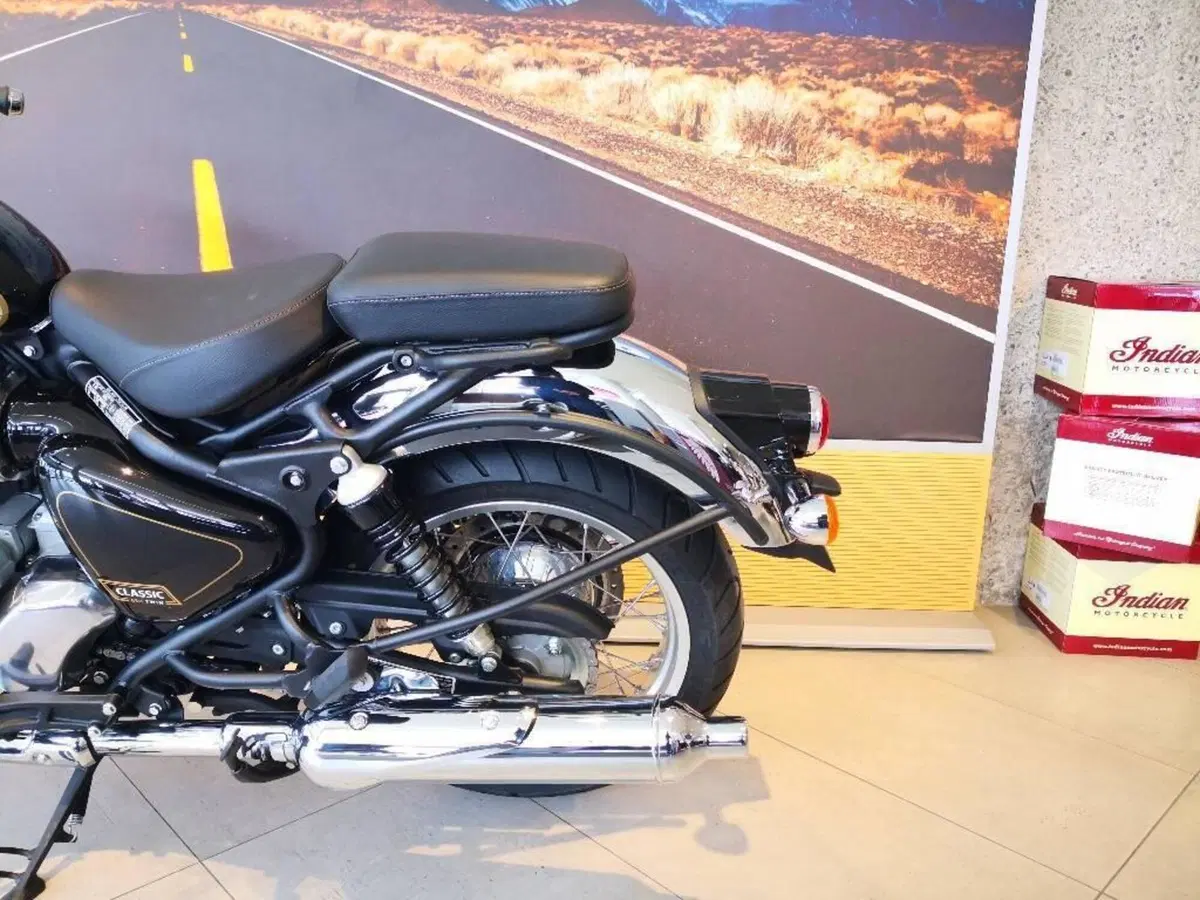 Royal Enfield Classic 650 (2025 - 26) (9)