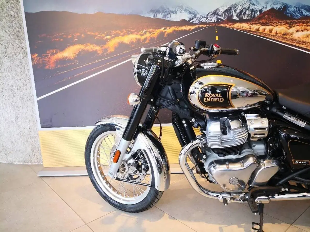 Royal Enfield Classic 650 (2025 - 26) (10)