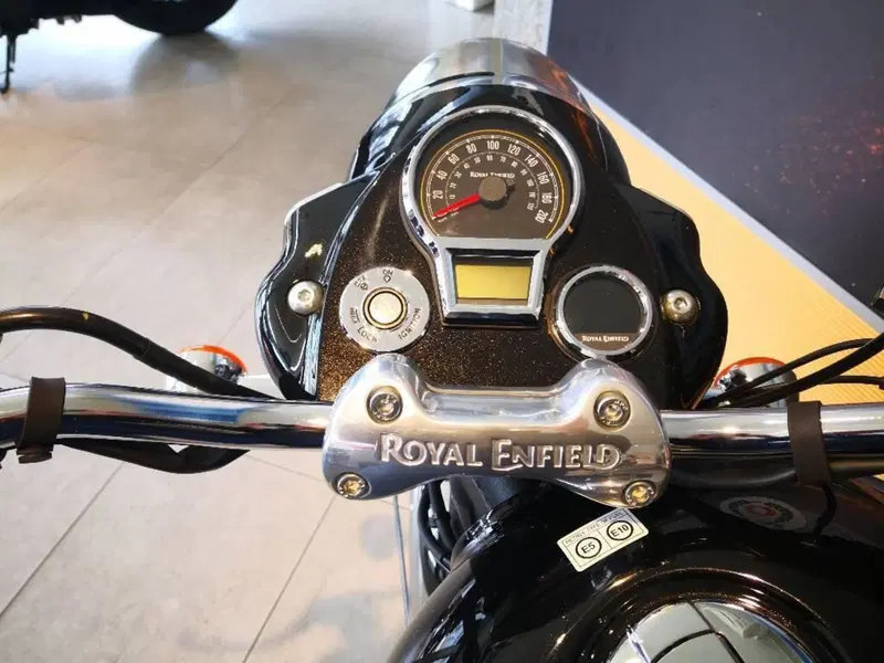 Royal Enfield Classic 650 (2025 - 26) (12)