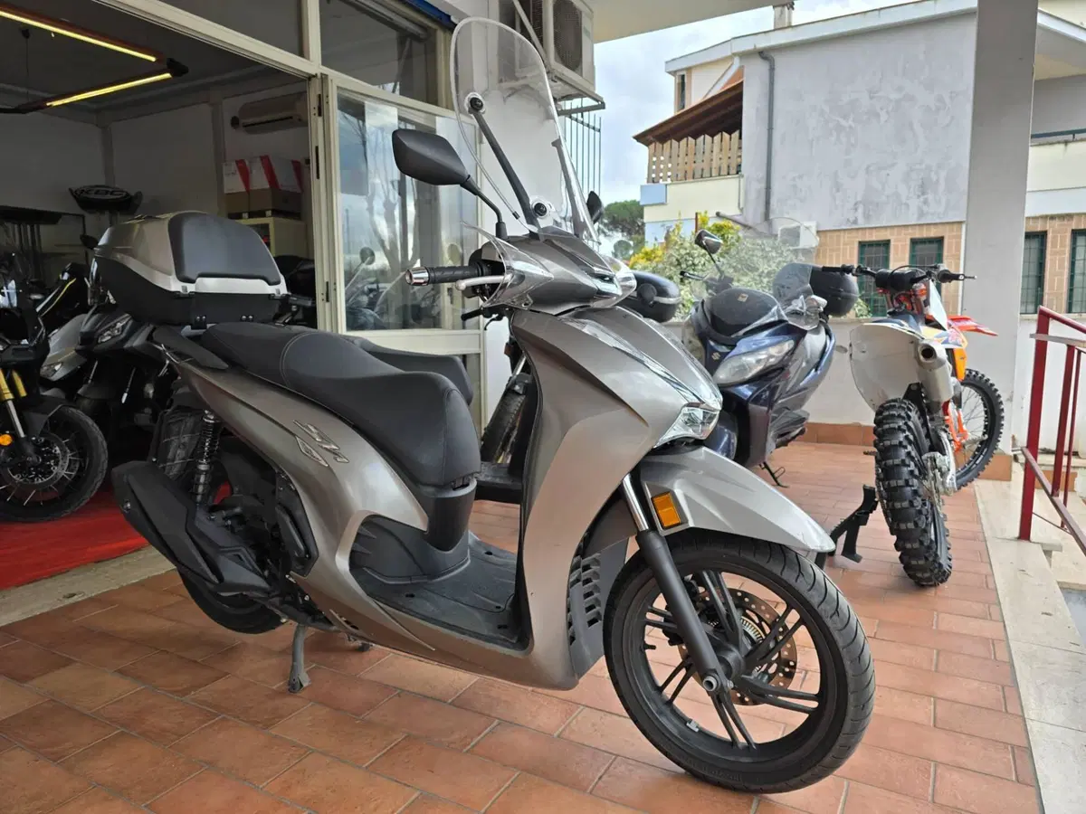Honda SH 350 (2021 - 24)