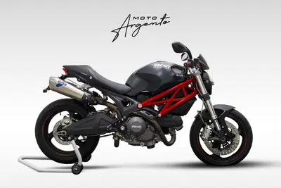 Ducati Monster 696 Plus (2007 - 14) usata