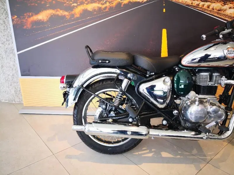 Royal Enfield Classic 350 (2021 - 26) (5)