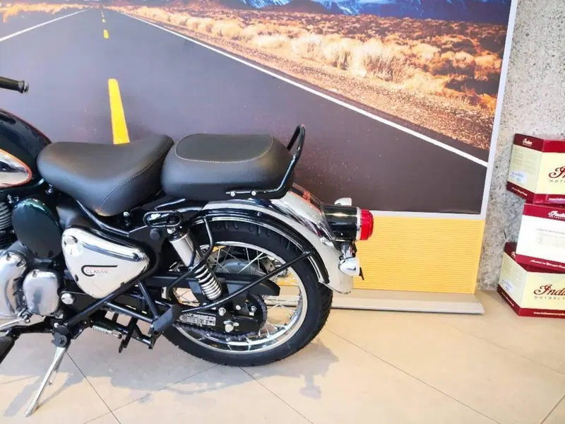 Royal Enfield Classic 350 (2021 - 26) (9)