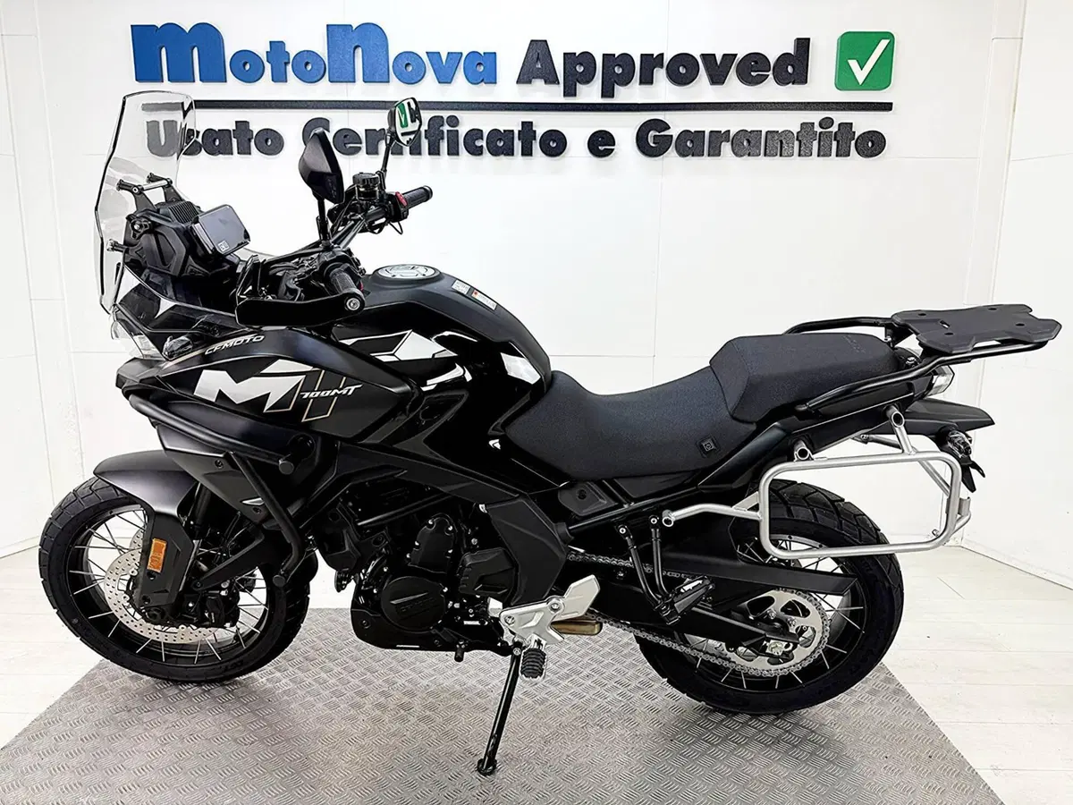 CFMOTO 700MT Adventure (2025 - 26) (2)