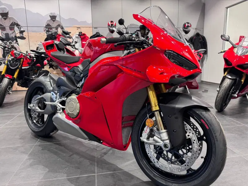 Ducati Panigale V4 S (2025 - 26) (2)