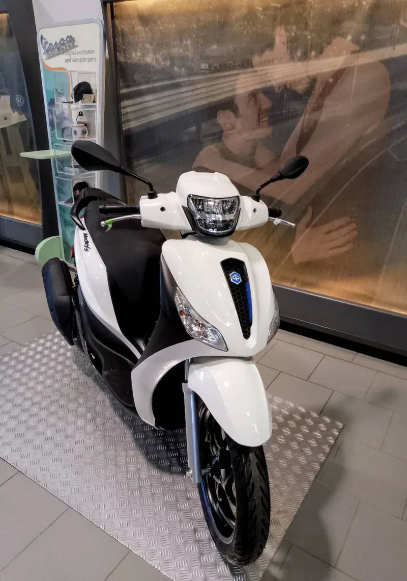Piaggio Medley 125 S (2025 - 26) (2)