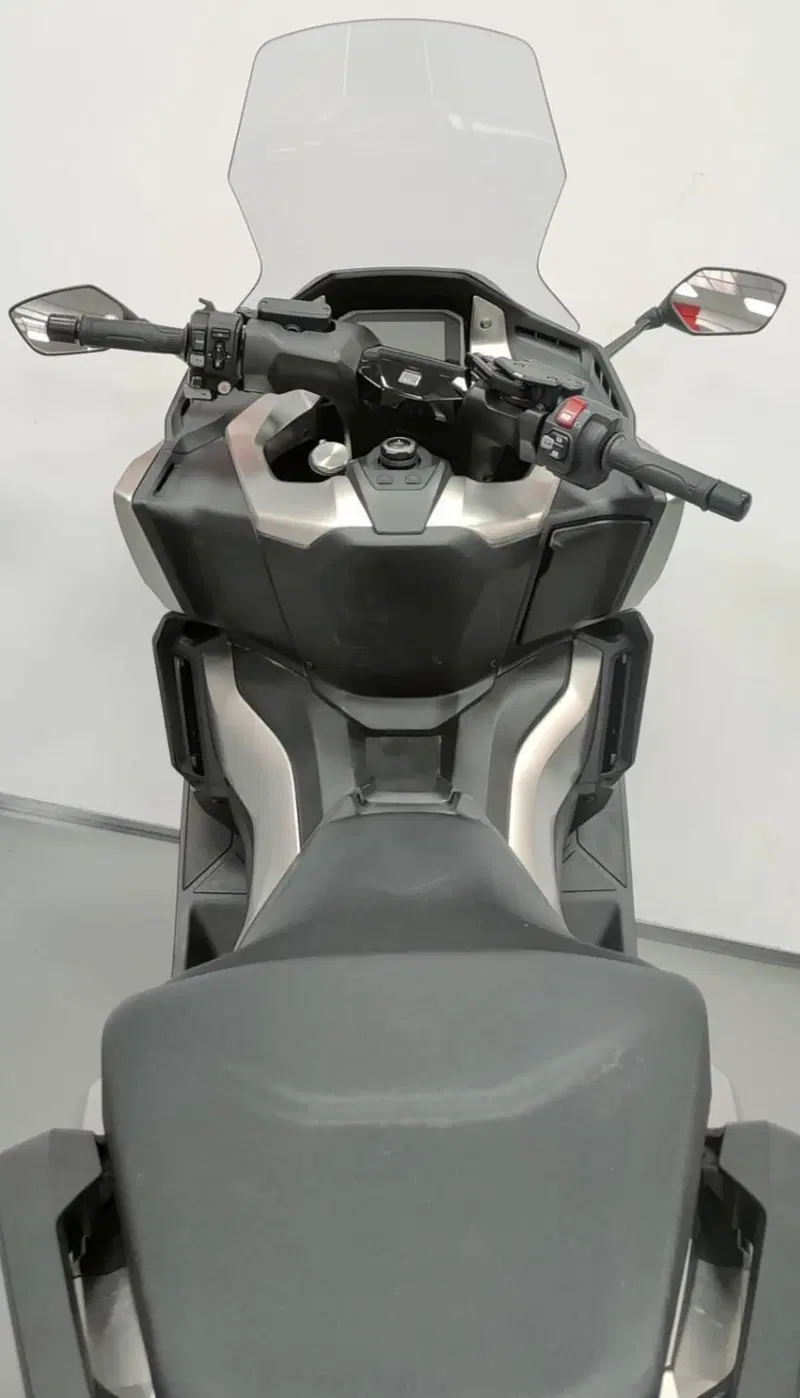 Honda Forza 750 DCT (2021 - 24) (4)