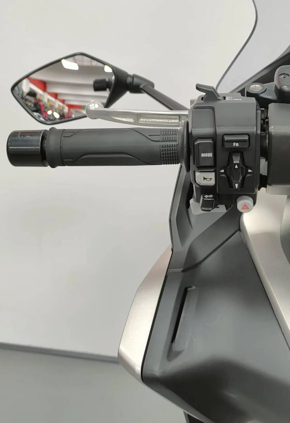 Honda Forza 750 DCT (2021 - 24) (5)