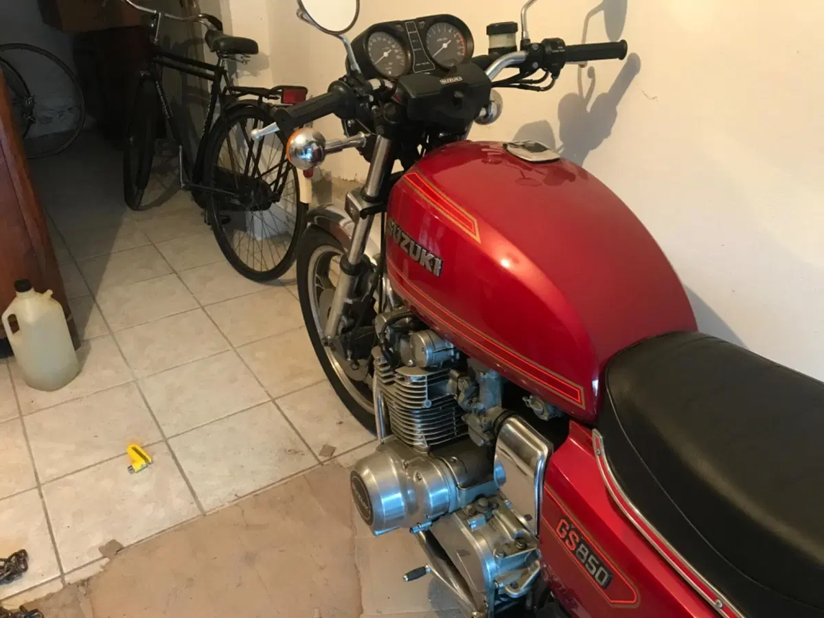 Suzuki GS 850 (4)