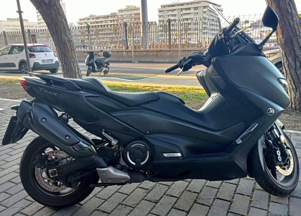 Yamaha T-Max 560 (2020 - 21)