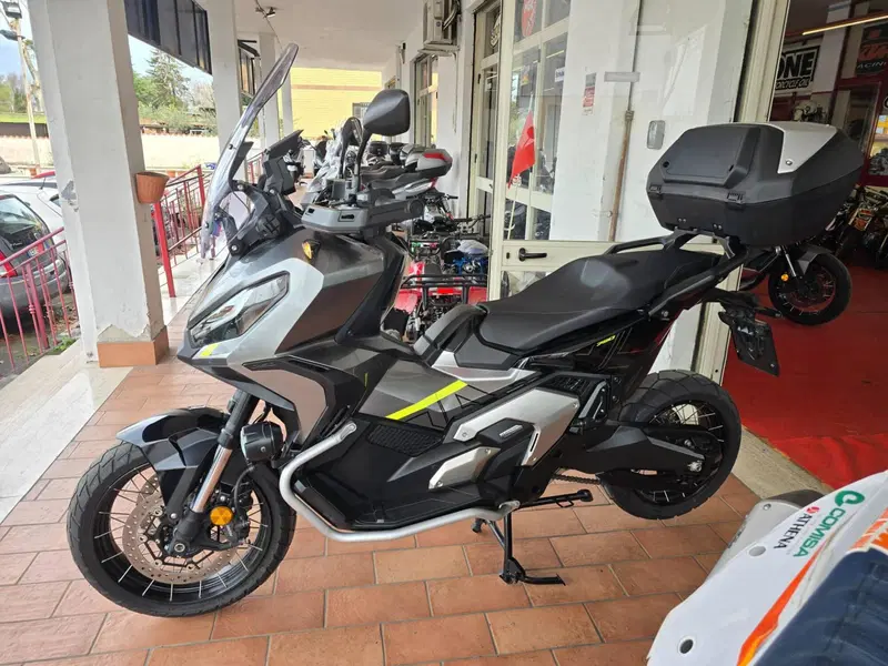 Honda X-ADV 750 DCT Adventure (2021 - 24) (2)