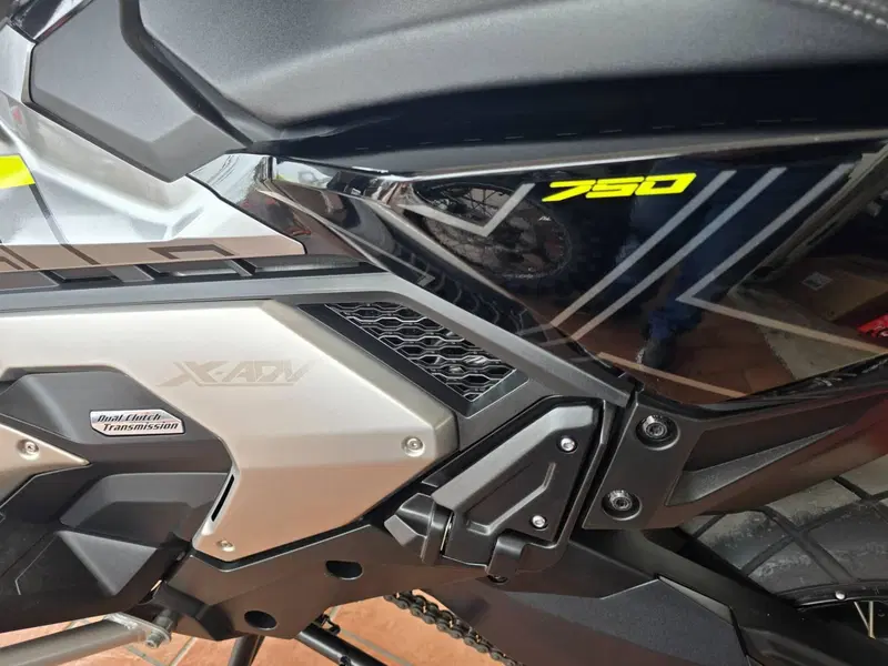 Honda X-ADV 750 DCT Adventure (2021 - 24) (9)