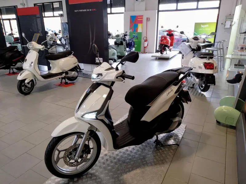 Piaggio Liberty 125 (2025 - 26) (2)