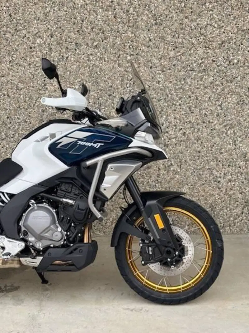CFMOTO 700MT Adventure (2025 - 26) (9)