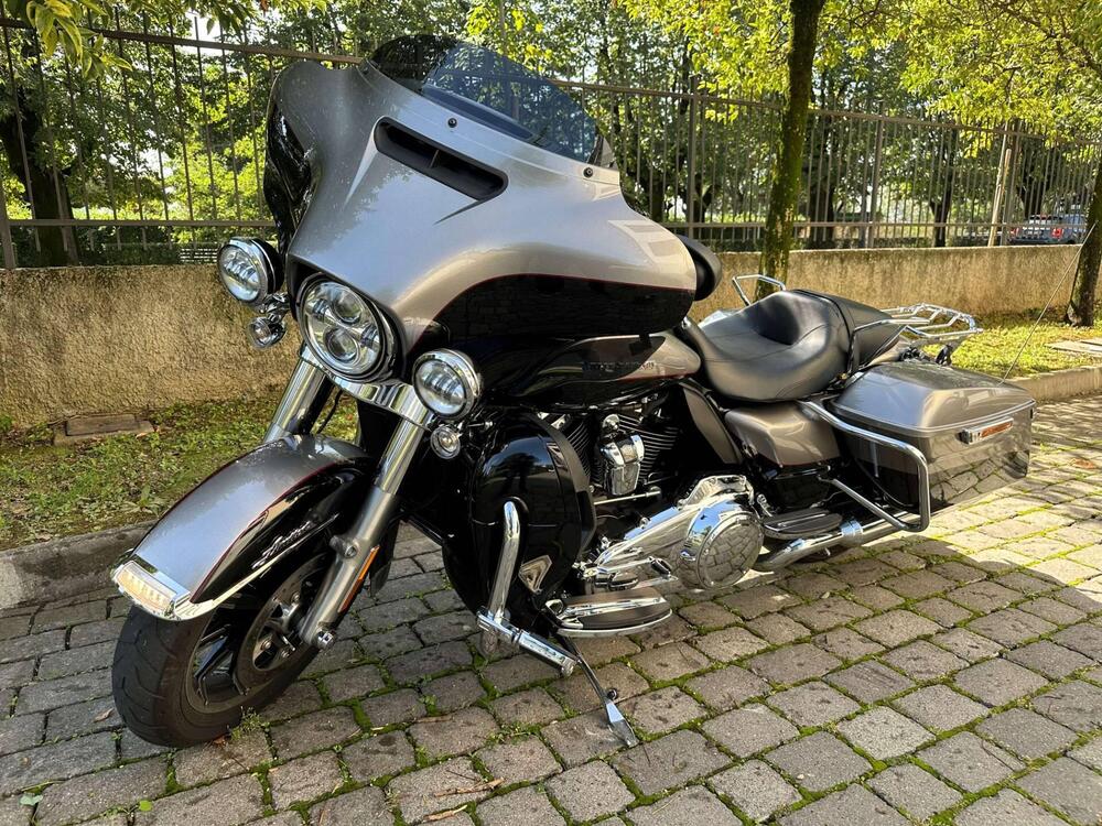 Harley-Davidson 107 Electra Glide Ultra Limited (2017 - 18) - FLHTK (2)