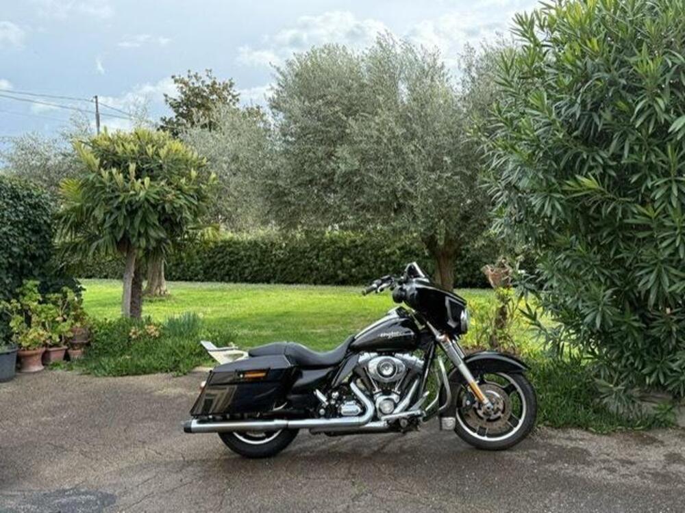 Harley-Davidson 1584 Street Glide (2008 - 10) - FLHX