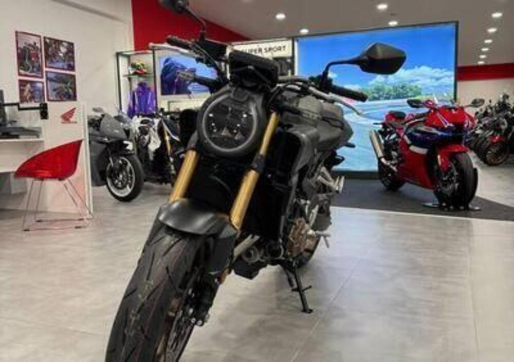 Honda CB 650 R E-Clutch (2024 - 25)