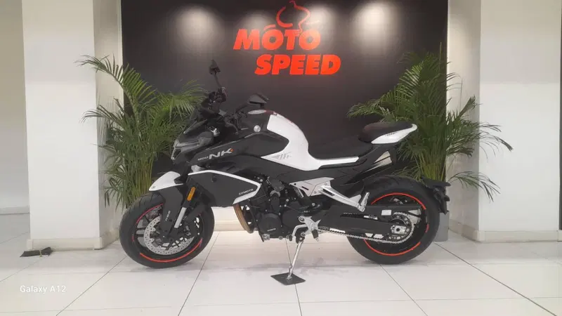 CFMOTO 800NK Advanced (2023 - 26) (3)