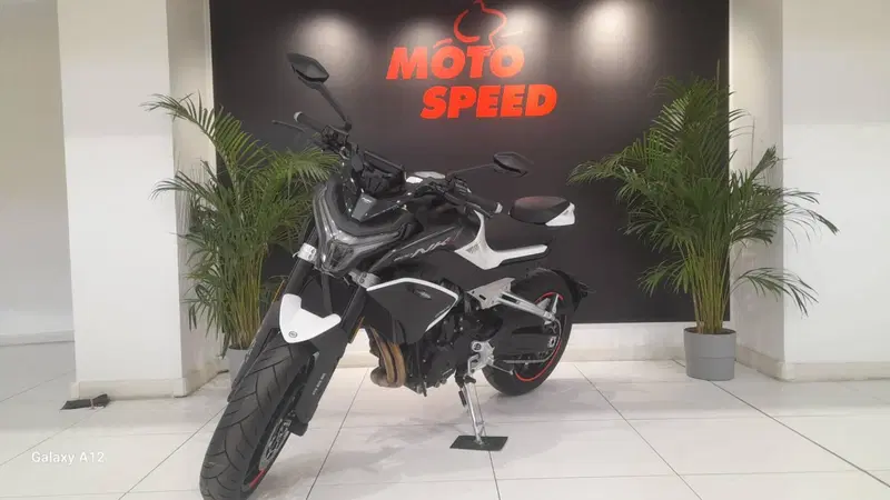 CFMOTO 800NK Advanced (2023 - 26) (4)