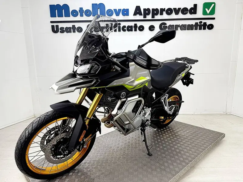 Voge Valico 900DSX (2024 - 26) (3)