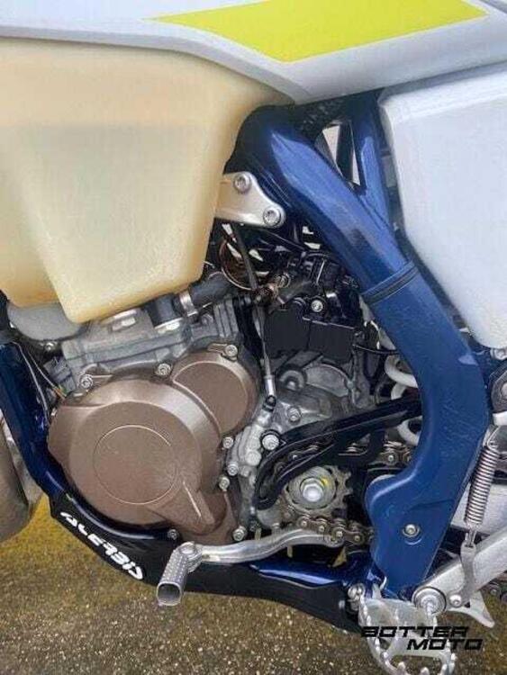 Husqvarna TE 300i (2023) (4)