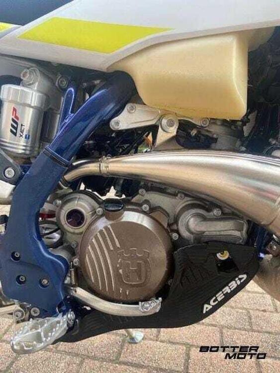 Husqvarna TE 300i (2023) (5)