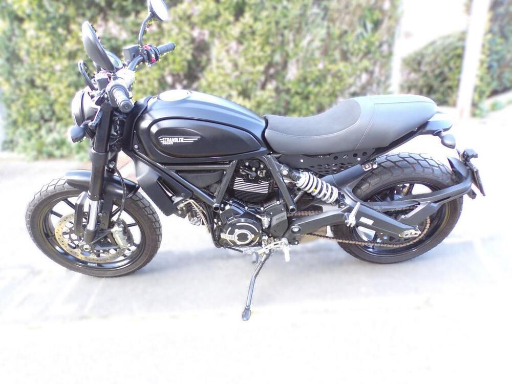 Ducati Scrambler 800 Icon Dark (2020) (2)