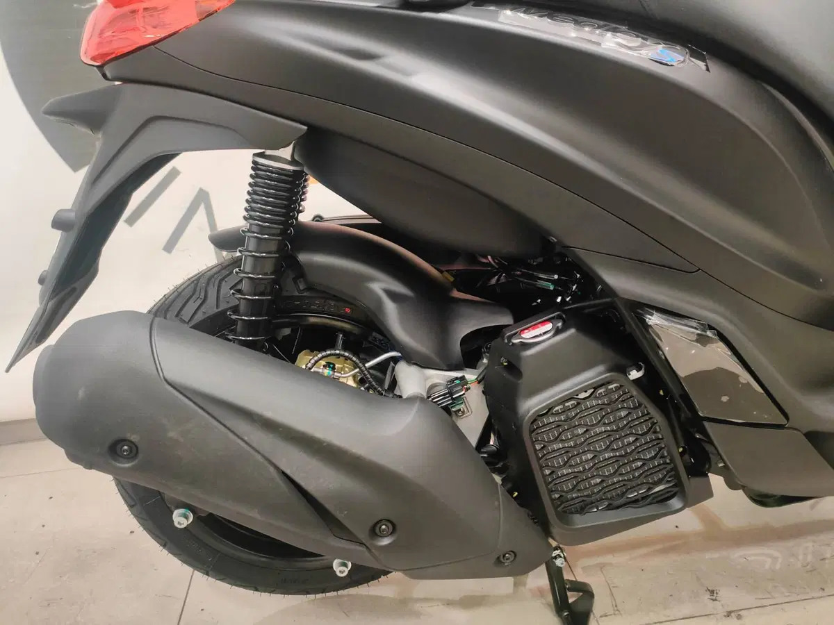 Piaggio Medley 200 S (2025 - 26) (6)
