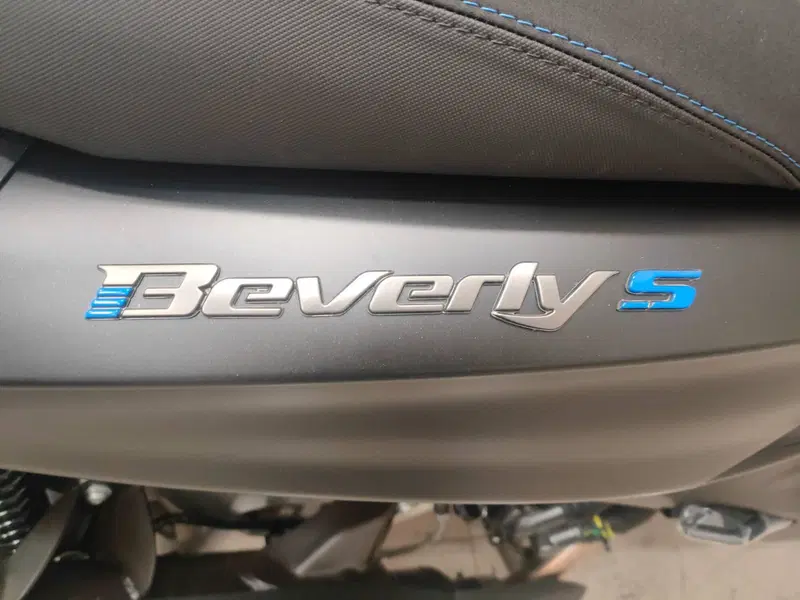 Piaggio Beverly 310 S (2025 - 26) (5)