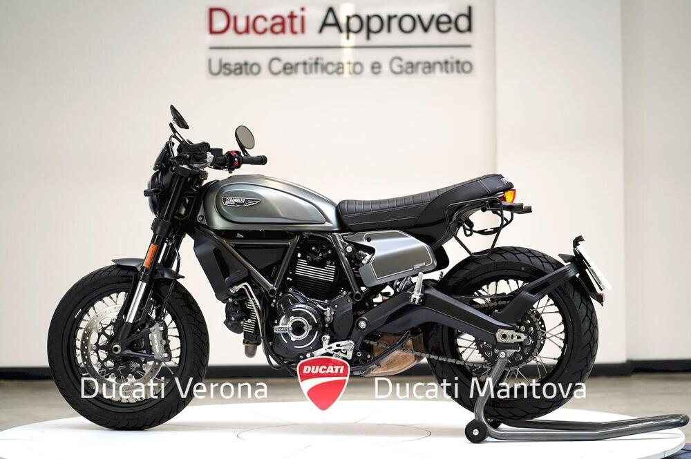 Ducati Scrambler 800 Night Shift (2021 - 22) (5)