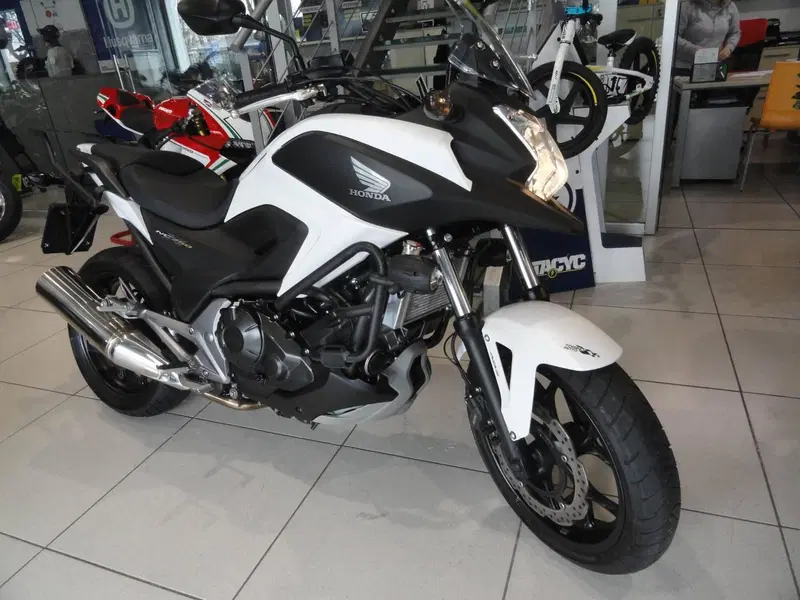 Honda NC 750 X ABS (2014 - 15) (2)