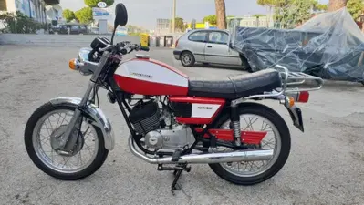 Moto Guzzi 250 TS d'epoca